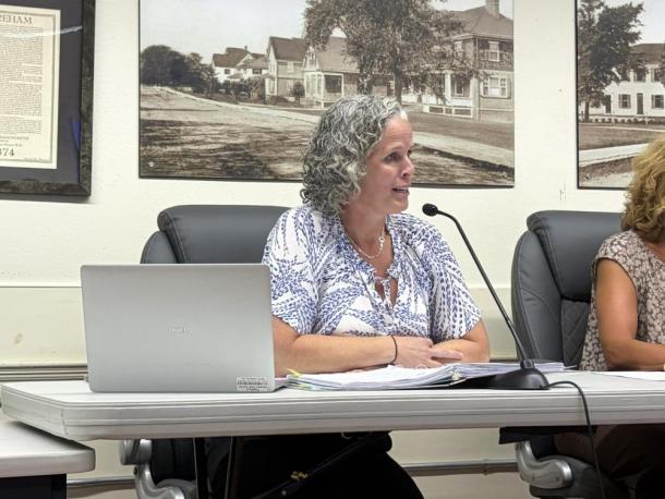 Superintendent Amy Hartley-Matteson reports to the School Committee. Photo by Christian Uva